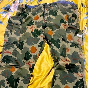 Stylish camo cargo pants.